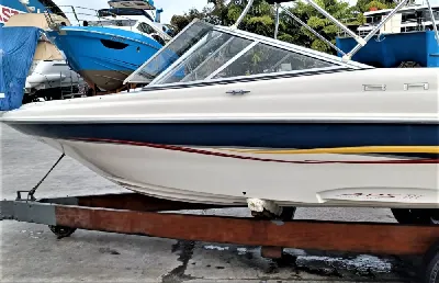 Clique para visualizar Bayliner Capri 180 + Mercury 115Hp