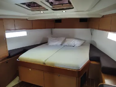 Clique para visualizar Sun Odyssey 50 DS