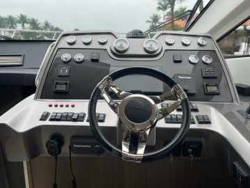 Intermarine 60