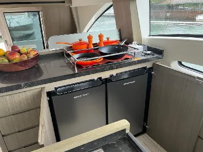 Clique para visualizar Intermarine 60