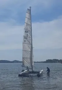 Clique para visualizar Catamarã da classe Tornado