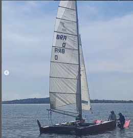 Catamarã da classe Tornado