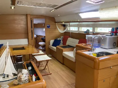 Clique para visualizar Sun Odyssey 509