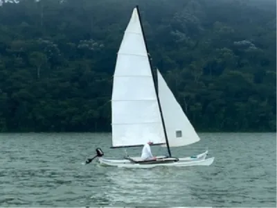 Clique para visualizar Trimarã Artesanal