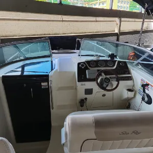 Clique para visualizar Sea Ray 280 Sundancer