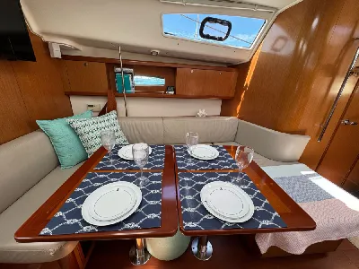 Clique para visualizar Oceanis 40