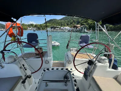 Clique para visualizar Oceanis 40