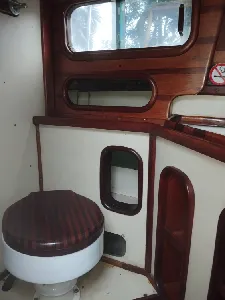 Clique para visualizar barco a motor