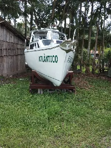 Clique para visualizar barco a motor