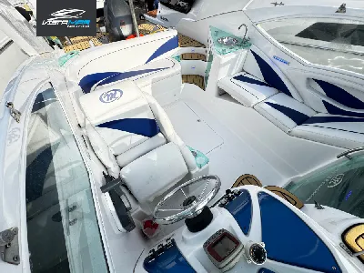 Clique para visualizar Lancha Millenium 24 pés