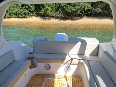 Clique para visualizar Lancha Real 285 motor de popa Mercury 250hp