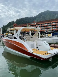 Clique para visualizar Lancha Real 280 Special Deck Modelo 2025 - Mercury