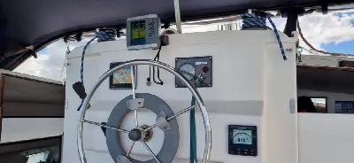 Clique para visualizar Catamarã Jacaré 28