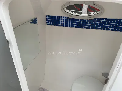 Clique para visualizar Lancha com motor Mercury de popa - Real 280 SD