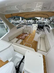 Clique para visualizar Lancha com motor Mercury de popa - Real 280 SD