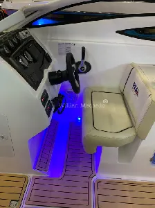 Clique para visualizar Barco com motor de popa - Real 280 Special Deck