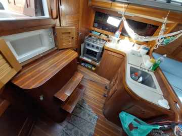 B&B 35