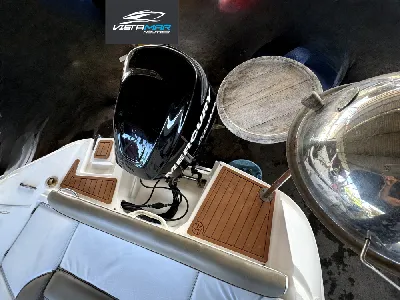 Clique para visualizar Ventura 215 Cabin Comfort