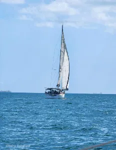 Clique para visualizar Oceanis 45