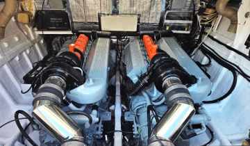 Excalibur 45 Offshore + Mercedes-Benz 447 