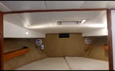 Clique para visualizar Carbrasmar 33 Fighter + Parelha Mercedes-benz 352A