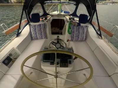 Clique para visualizar Beneteau 393