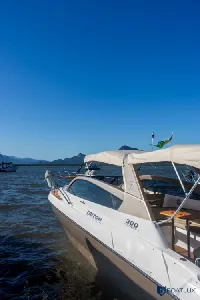 Clique para visualizar Triton 300 Sport