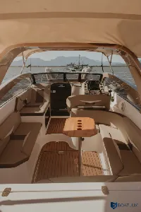 Clique para visualizar Triton 300 Sport