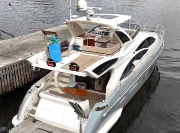 Azimut 60 