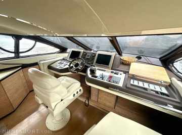 Azimut 60 