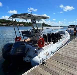 SR 760 Tour reformado 2021 + parelha Yamaha 150hp 