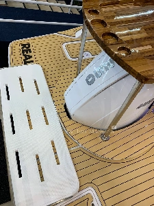 Real 285 Special Deck - Motor de popa e cabine