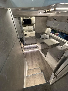 Real 42 Hardtop com Parelha de popa Mercury 300HP 