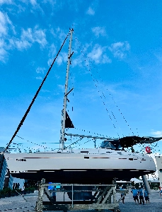 Clique para visualizar Oceanis 381