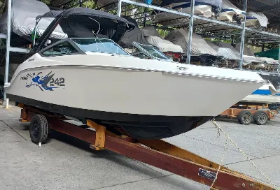 Lancha Focker 242 GTO  