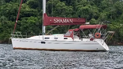 Veleiro Delta 36 ano 2005/2006 em Angra dos Reis