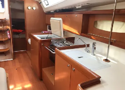 Clique para visualizar Oceanis 40