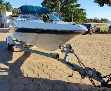 Clique para visualizar Bayliner Capri 18,5'