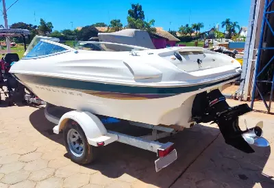 Clique para visualizar Bayliner Capri 18,5'