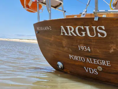 Veleiro Action 10.5m