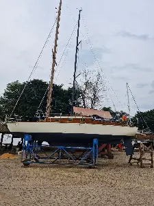 Veleiro Action 10.5m