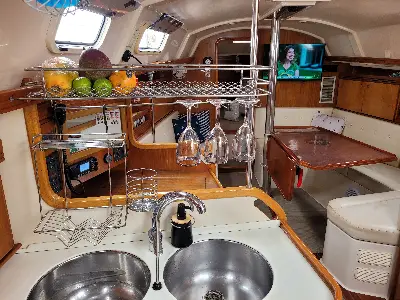 Delta 36 – Ar condicionado e gerador