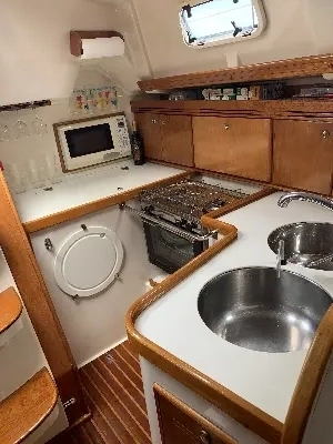 Delta 36 – Ar condicionado e gerador