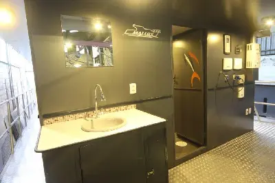 Clique para visualizar HOUSEBOAT MALLOY - 35 à 53 pés