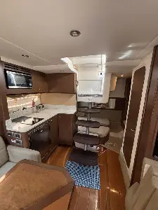 Clique para visualizar Sea Ray 375 Sundancer