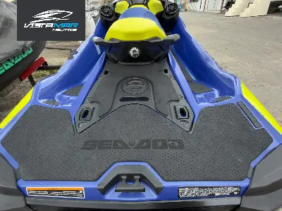Clique para visualizar Jet Seadoo Wake Pro 230