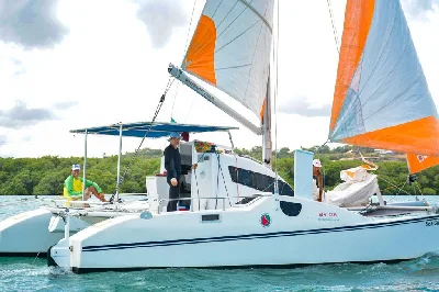 BV 26 STANDARD COM CABINE NO DECK