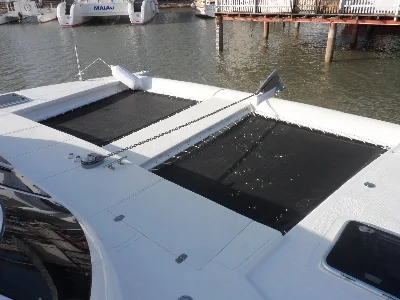 Clique para visualizar Catamarã Bate Vento a motor - BV 36 Trawler