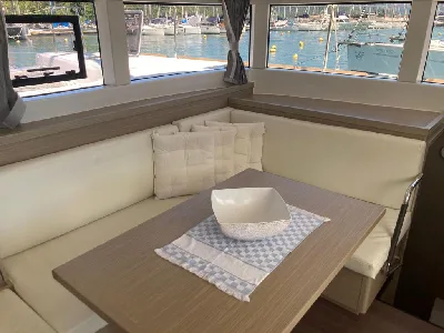 Clique para visualizar Lagoon 40