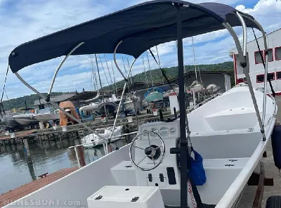 Clique para visualizar Aqua Boats 21